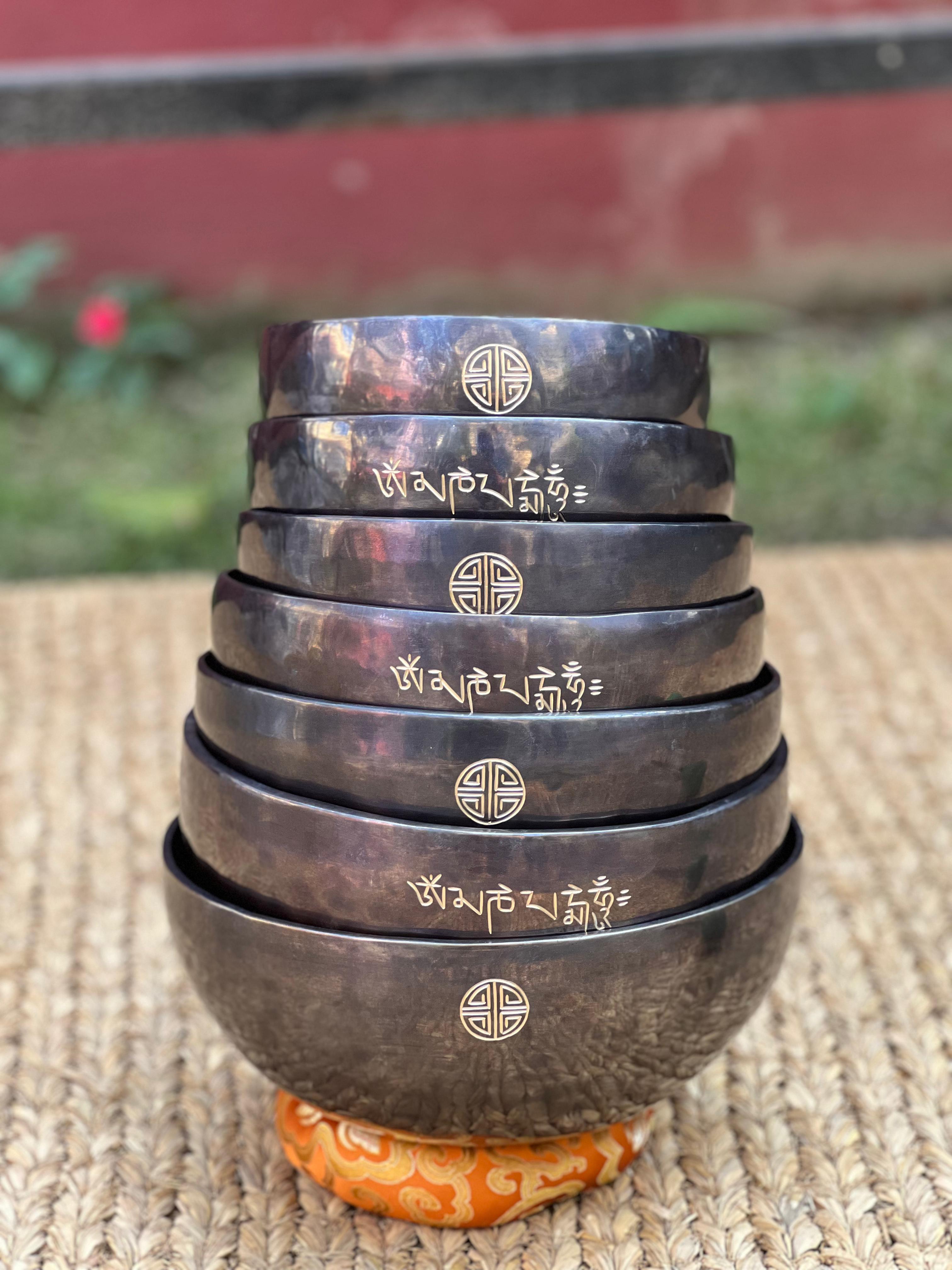 Black Full Moon Golden Mantra Thanka Art Set Handmade Bowl